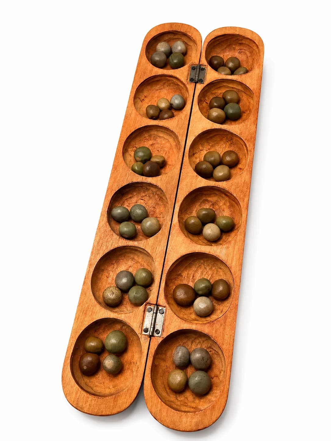 Awalé sculpté en bois de teck – Motif « Cocotier » 4
